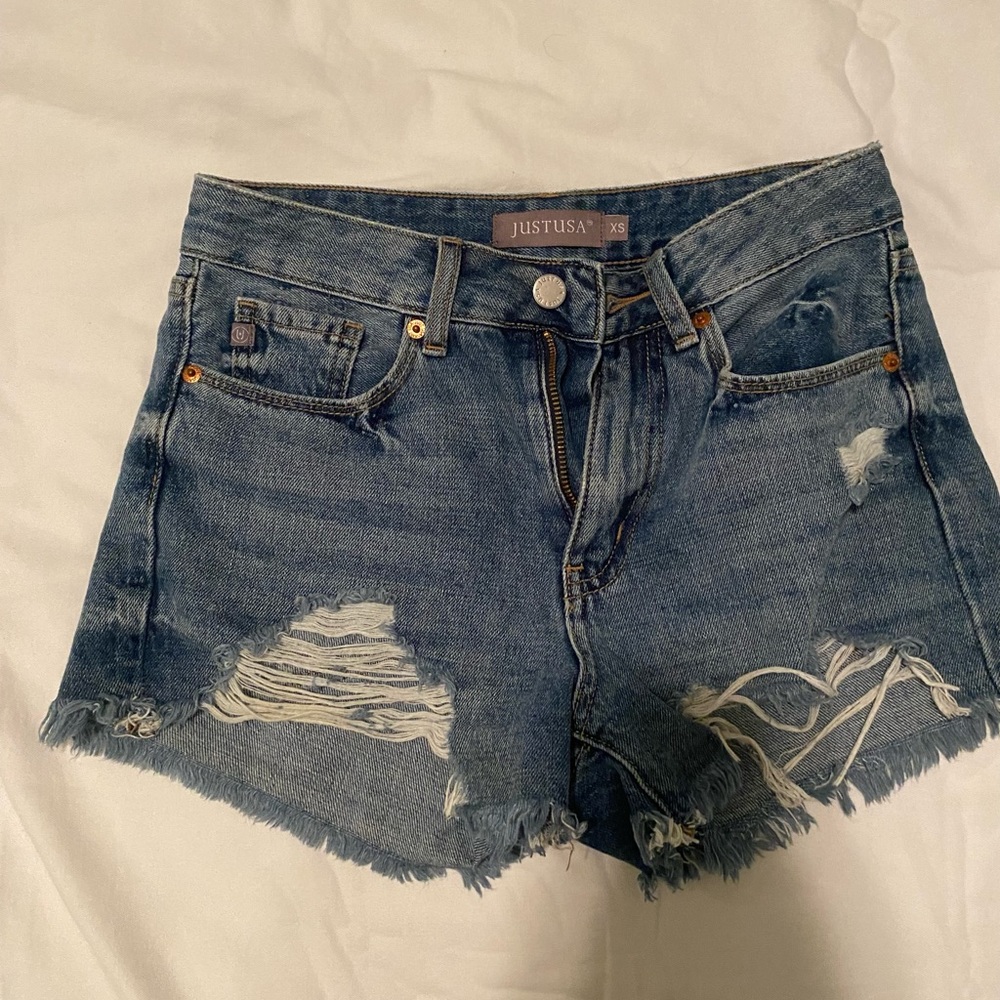 JUSTUSA Jean Shorts
Size XS